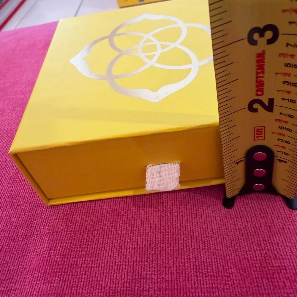 New Kendra Scott Jewelry Gift Box Drawer Box with Ribbon